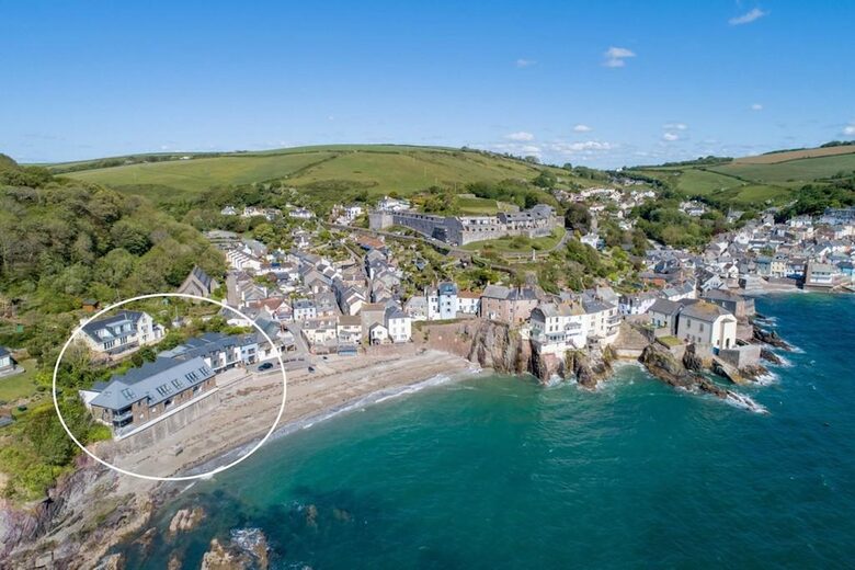The Bay | Oceanfront Serenity in Cornwall’s Secret Hideaway - Cawsand, United Kingdom