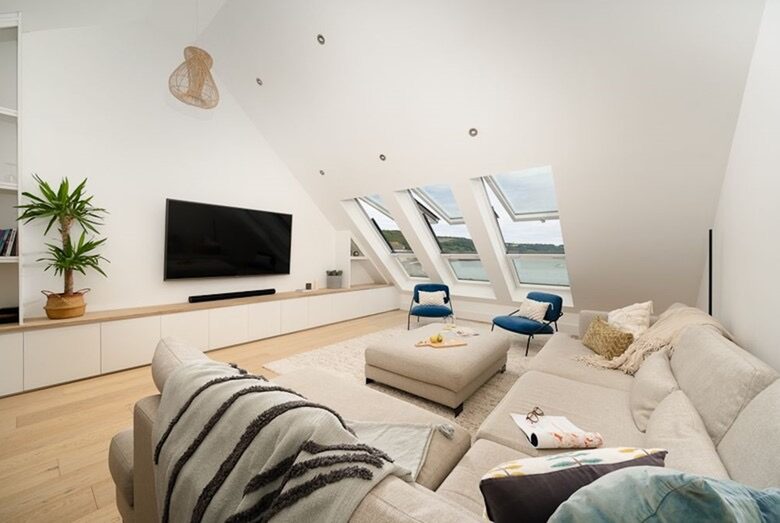 The Bay | Oceanfront Serenity in Cornwall’s Secret Hideaway - Cawsand, United Kingdom