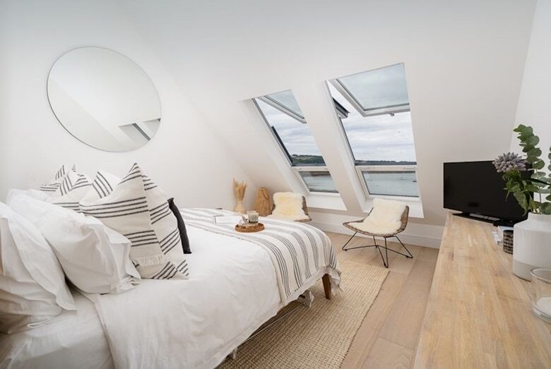The Bay | Oceanfront Serenity in Cornwall’s Secret Hideaway - Cawsand, United Kingdom