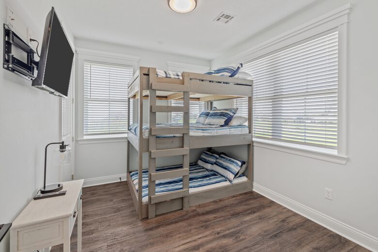 Bunk room