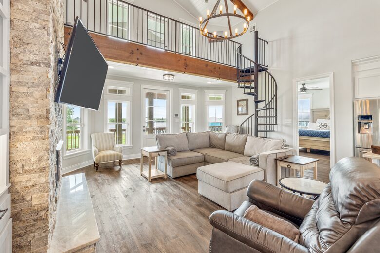 Waterfront Hackberry Retreat with Fishing Dock & Scenic Views - Hackberry, Louisiana