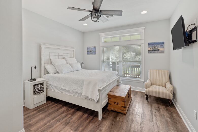 Waterfront Hackberry Retreat with Fishing Dock & Scenic Views - Hackberry, Louisiana