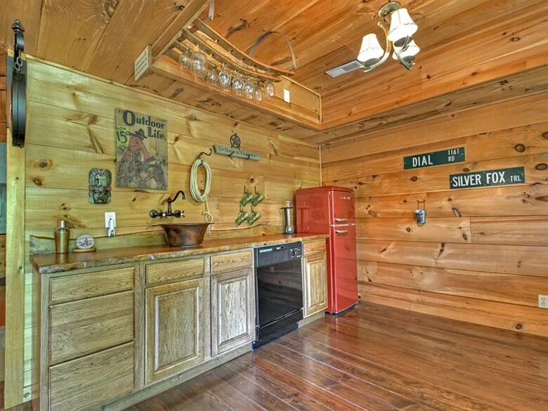Cabin on the top of Woody Mountain - Blue Ridge, Georgia