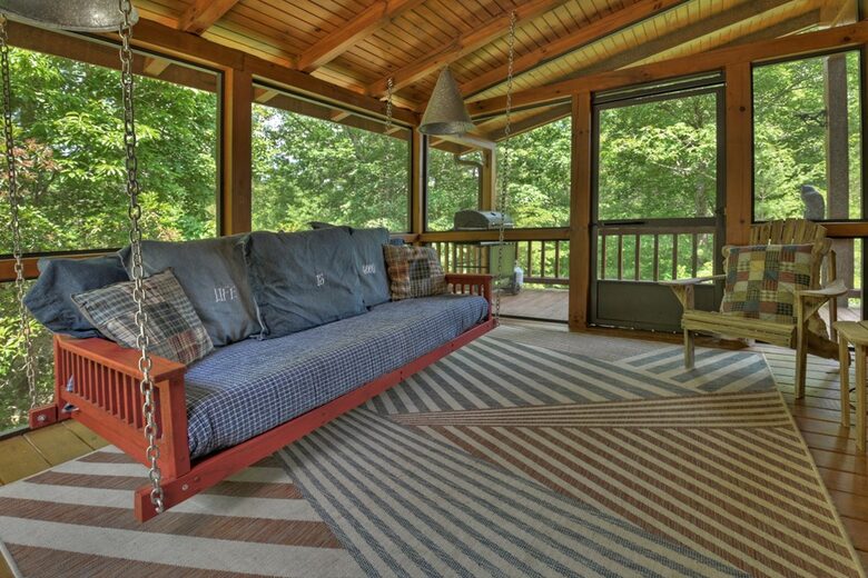 Cabin on the top of Woody Mountain - Blue Ridge, Georgia