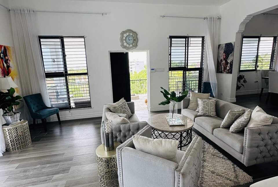 Kingston Urban Oasis Getaway - Kingston, Jamaica