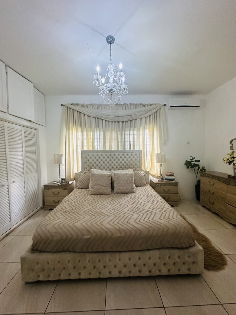 Kingston Urban Oasis Getaway - Kingston, Jamaica