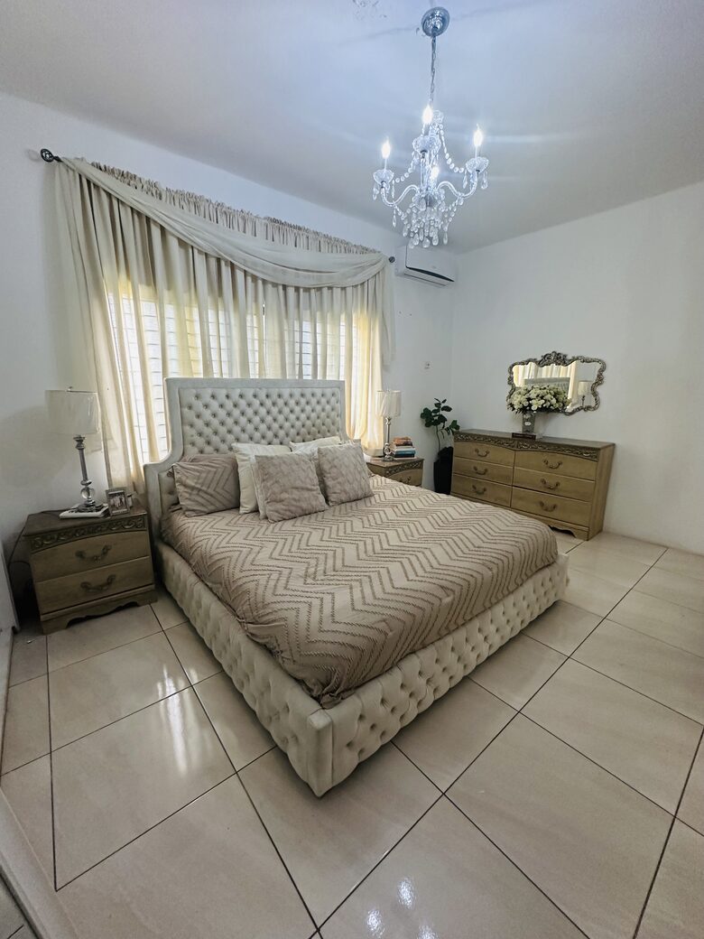 Kingston Urban Oasis Getaway - Kingston, Jamaica