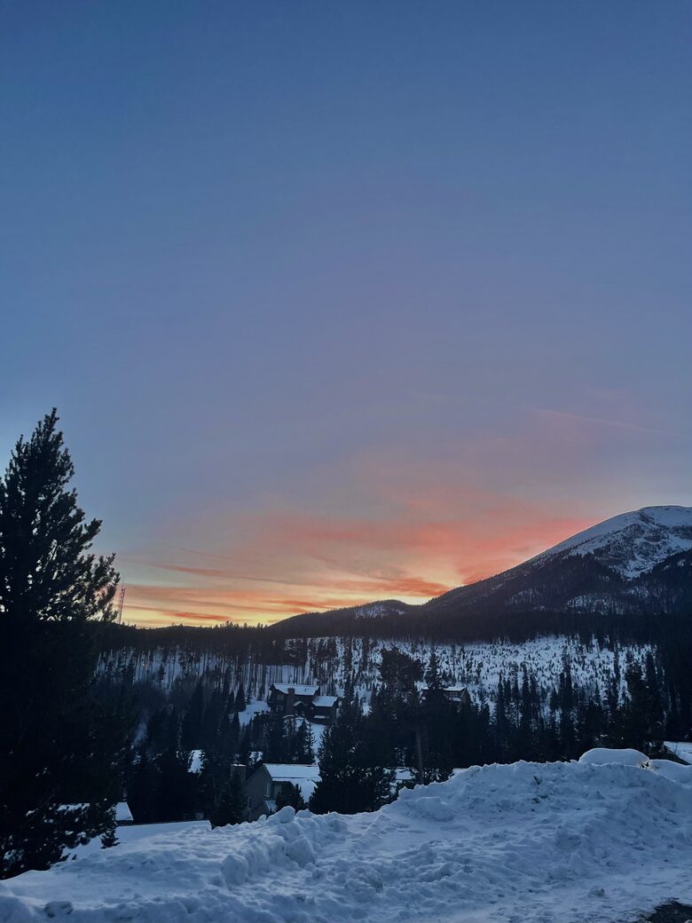 Mountain Retreat with Stunning View - Silverthorne, Colorado
