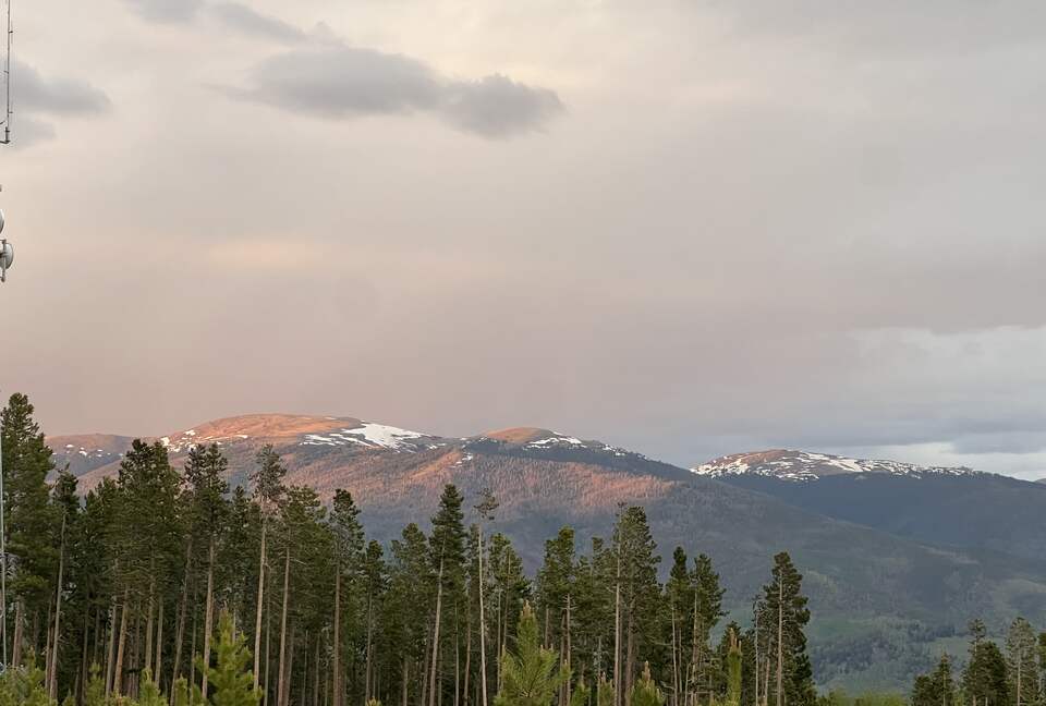 Mountain Retreat with Stunning View - Silverthorne, Colorado
