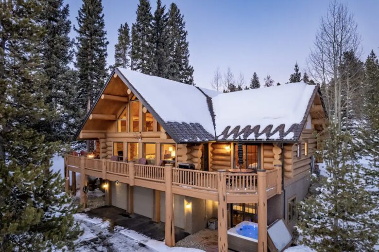 Luminary Log Chalet | Seclusion & Skiing Nearby - Blue River, Colorado