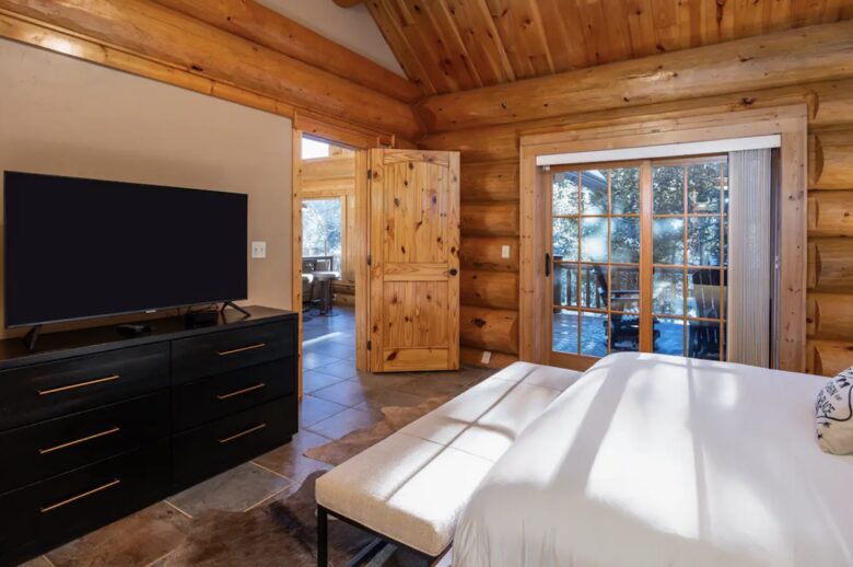 Luminary Log Chalet | Seclusion & Skiing Nearby - Blue River, Colorado