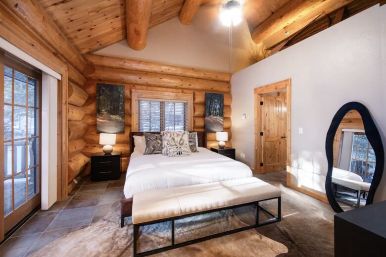 Luminary Log Chalet | Seclusion & Skiing Nearby - Blue River, Colorado