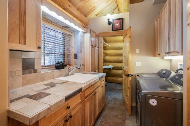 Luminary Log Chalet | Seclusion & Skiing Nearby - Blue River, Colorado