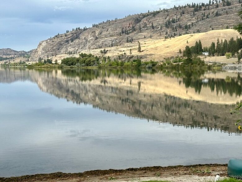 Lakeside Escape in Wine Country and Winter Wonderland - Oliver, Canada