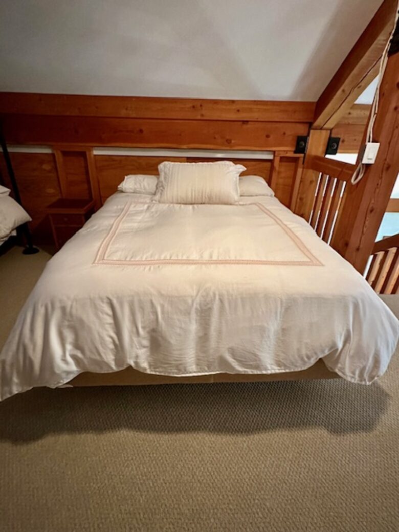 Lakeside Escape in Wine Country and Winter Wonderland - Oliver, Canada