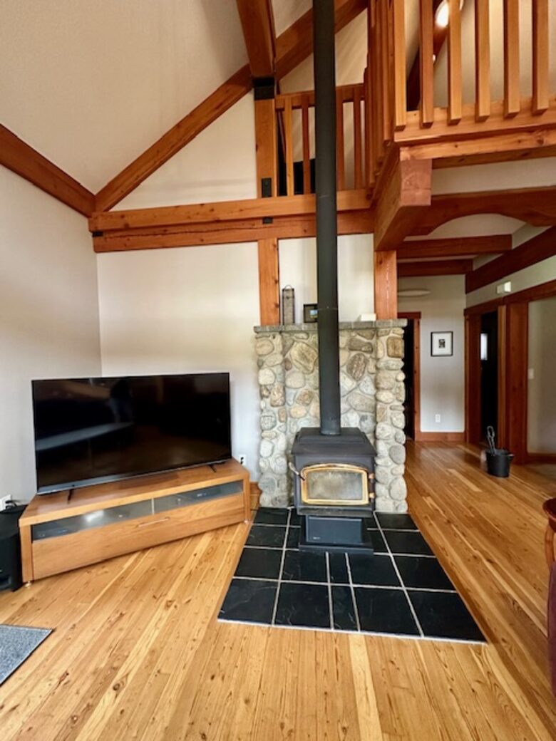 Lakeside Escape in Wine Country and Winter Wonderland - Oliver, Canada