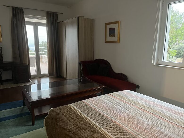 Modern Villa Near Dubrovnik - Mlini, Croatia
