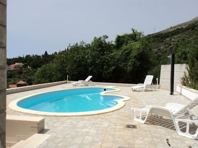 Modern Villa Near Dubrovnik - Mlini, Croatia