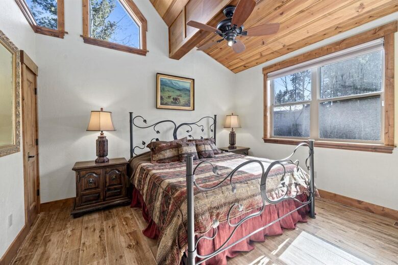 Serene Zephyr Cove Escape with Lake Tahoe Views - Zephyr Cove, Nevada