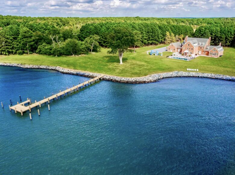 Chesapeake Mansion: Waterfront Elegance on 30 Acres - Sherwood, Maryland