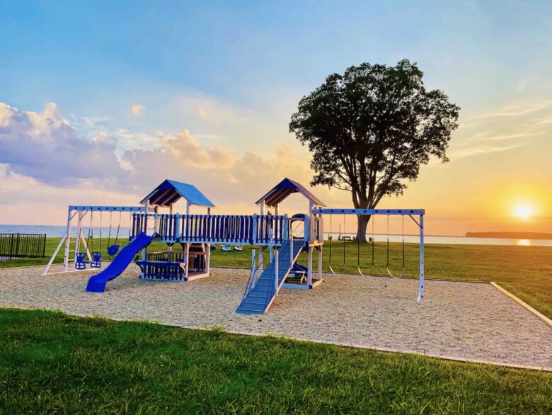 Chesapeake Mansion: Waterfront Elegance on 30 Acres - Sherwood, Maryland