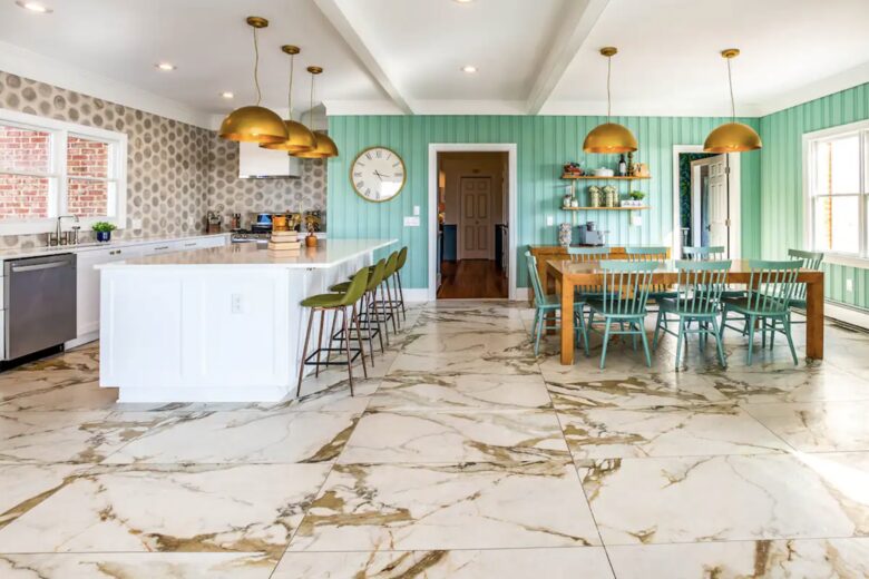 Chesapeake Mansion: Waterfront Elegance on 30 Acres - Sherwood, Maryland