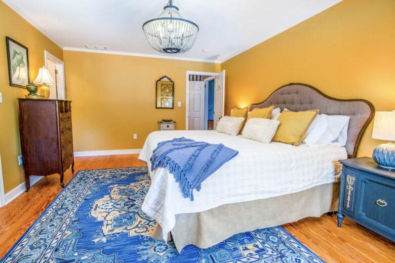 Chesapeake Mansion: Waterfront Elegance on 30 Acres - Sherwood, Maryland