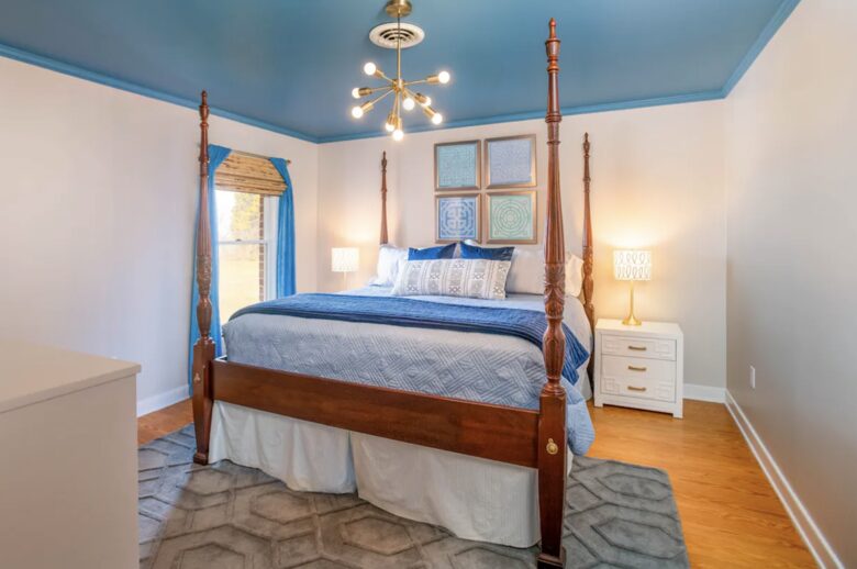Chesapeake Mansion: Waterfront Elegance on 30 Acres - Sherwood, Maryland