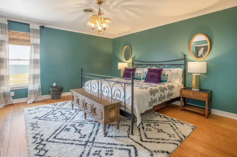 Chesapeake Mansion: Waterfront Elegance on 30 Acres - Sherwood, Maryland