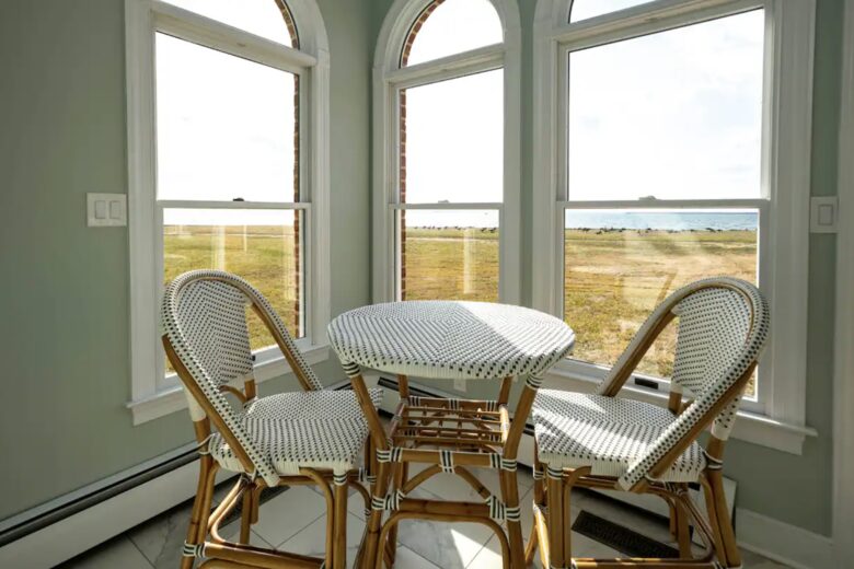 Chesapeake Mansion: Waterfront Elegance on 30 Acres - Sherwood, Maryland