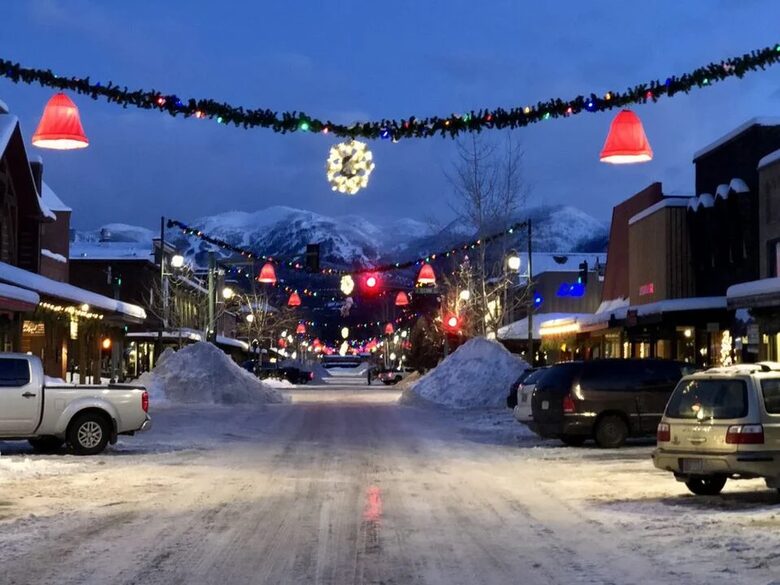Cosmic Cowboy Retreat - Whitefish, Montana
