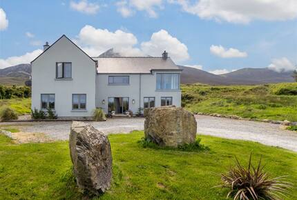 Modern Murrisk Home Overlooking Clewbay - Murrisk, Westport, Ireland