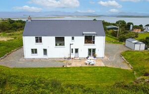 Modern Murrisk Home Overlooking Clewbay - Murrisk, Westport, Ireland