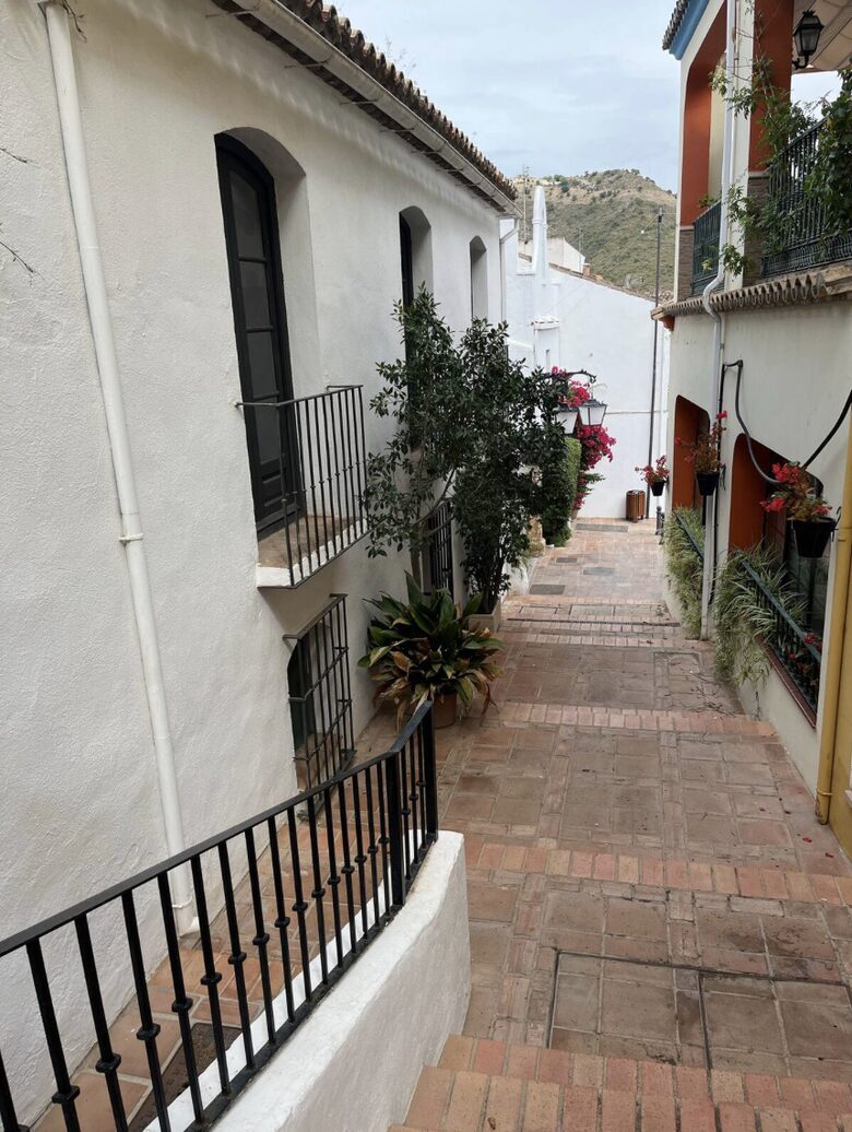 Village House Golf+Culinary Getaway - Benahavis, Spain