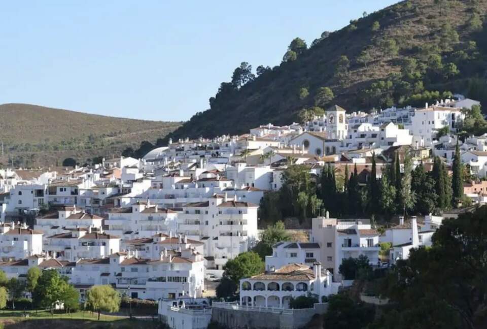 Village House Golf+Culinary Getaway - Benahavis, Spain