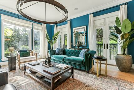 Tranquil Hollywood Retreat Near LA’s Iconic Attractions - Los Angeles, California