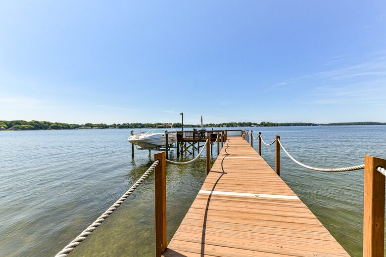 Stunning Lake Norman Waterfront Retreat - Cornelius, North Carolina