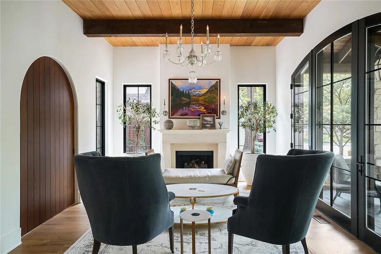 Large Denver Luxe - Denver, Colorado