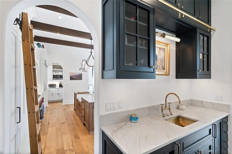 Large Denver Luxe - Denver, Colorado