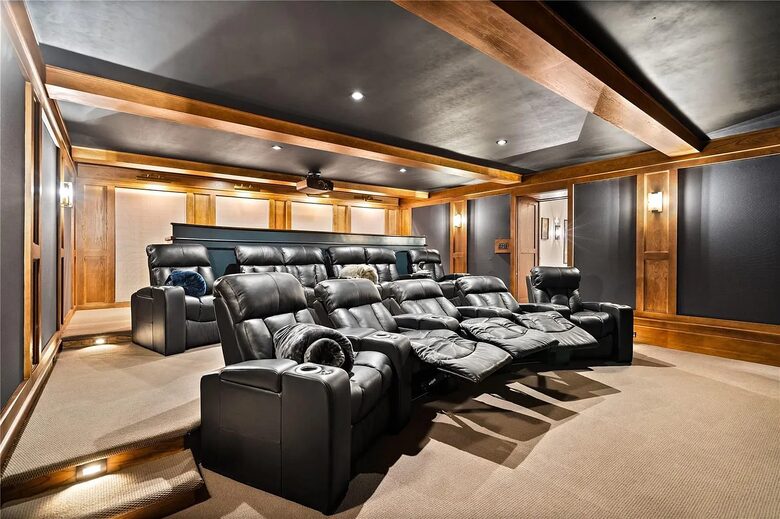Large Denver Luxe - Denver, Colorado