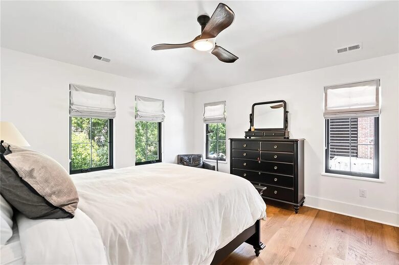 Large Denver Luxe - Denver, Colorado