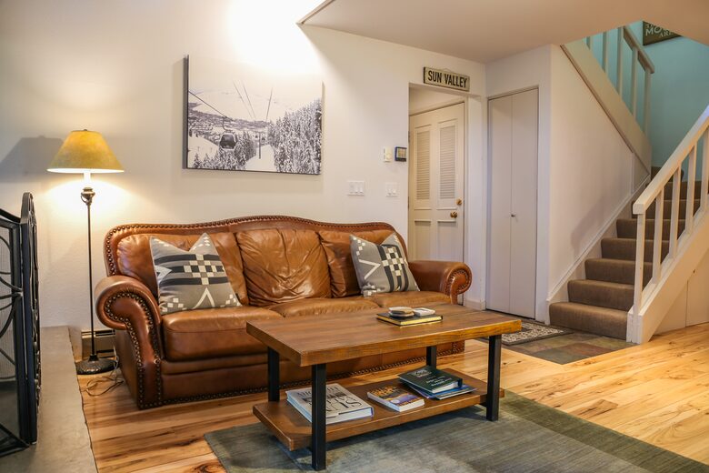 Elkhorn Townhome with Golf Course Views and Resort Amenities - Sun Valley, Idaho