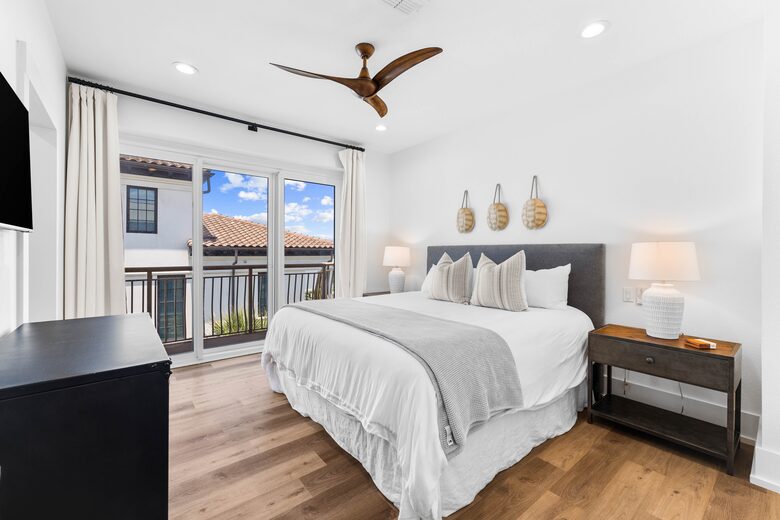Mer Sea: Stunning 30A Penthouse Escape with Gulf Views - Inlet Beach, Florida