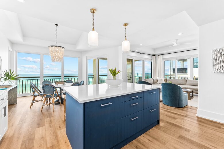Mer Sea: Stunning 30A Penthouse Escape with Gulf Views - Inlet Beach, Florida