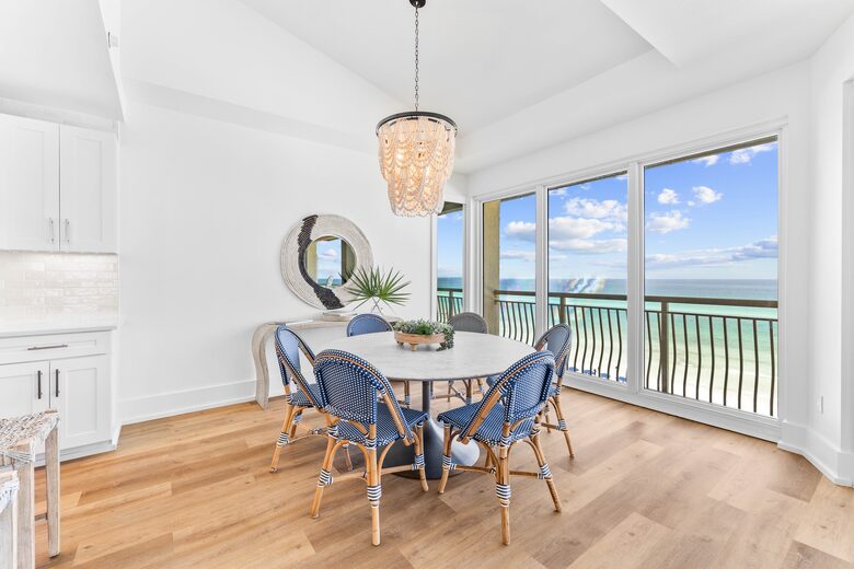 Mer Sea: Stunning 30A Penthouse Escape with Gulf Views - Inlet Beach, Florida