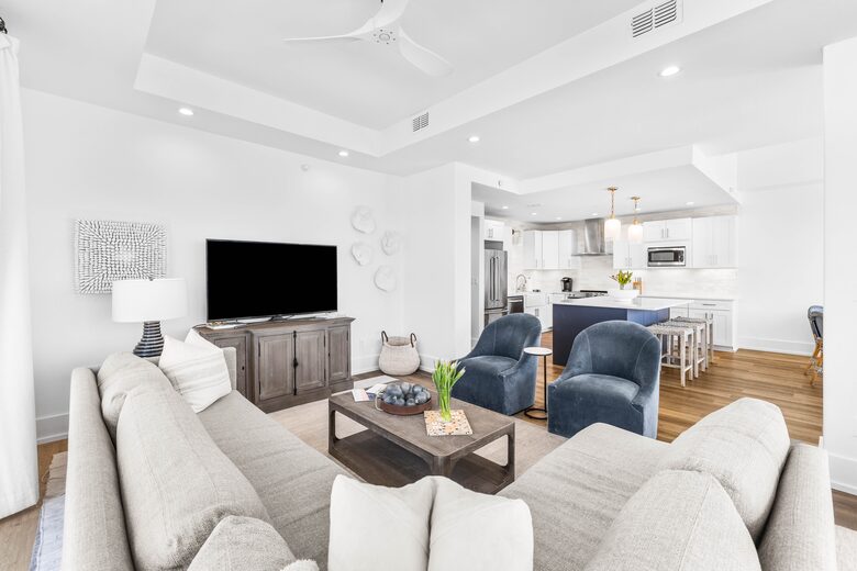 Mer Sea: Stunning 30A Penthouse Escape with Gulf Views - Inlet Beach, Florida