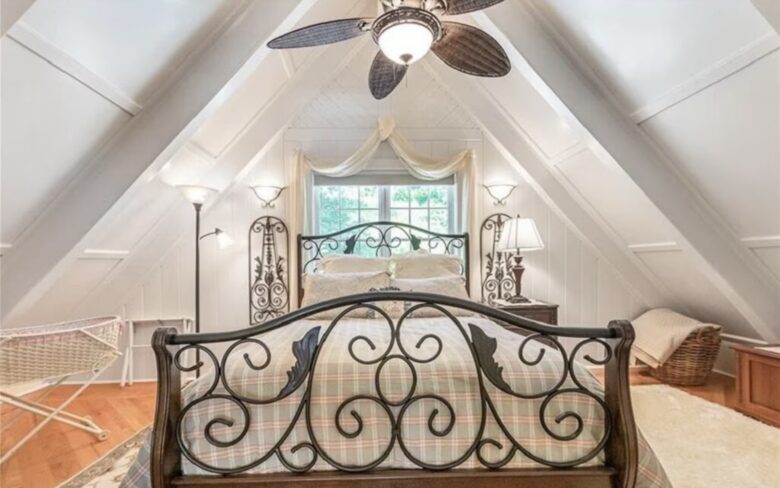Osage Beach Getaway | Lakefront Oasis with Private Pool & Dock - Osage Beach, Missouri