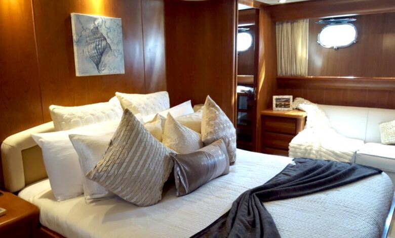Catari Motor Yacht - San Jose Del Cabo, Mexico