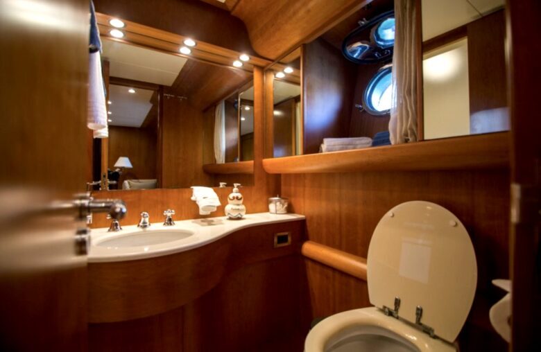 Catari Motor Yacht - San Jose Del Cabo, Mexico