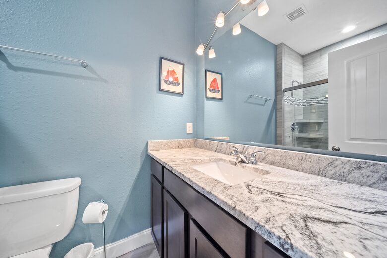 Master II Bath